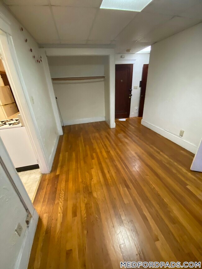 63 Fellsway W, Unit 11 in Medford, MA - Building Photo - Building Photo