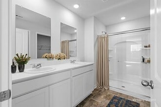 1438 Chrisman Dr in Columbus, OH - Building Photo - Building Photo