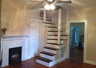 422 N Garrett St in Central, SC - Building Photo - Building Photo