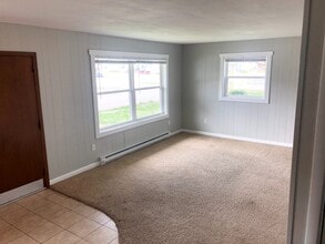 719 E Monroe St in Herrin, IL - Building Photo - Building Photo