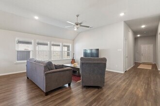 1421 Avalon Ct in Celina, TX - Foto de edificio - Building Photo