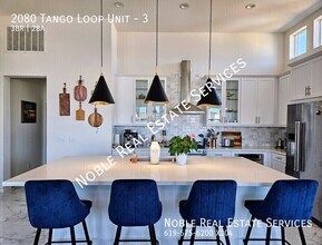 2080 Tango Loop in Chula Vista, CA - Building Photo - Building Photo