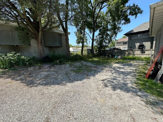 531 Welch Ave in Ames, IA - Building Photo - Building Photo