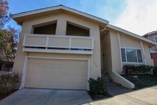 1632 Siskiyou Dr in Walnut Creek, CA - Building Photo
