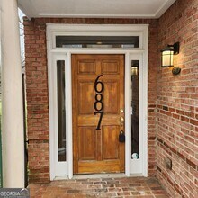 687 Bonaventure Ave NE in Atlanta, GA - Building Photo - Building Photo