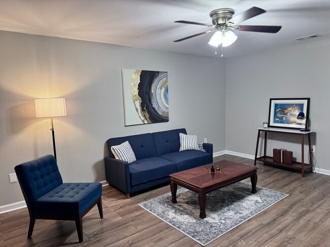 property at 5159 S Oaks Dr