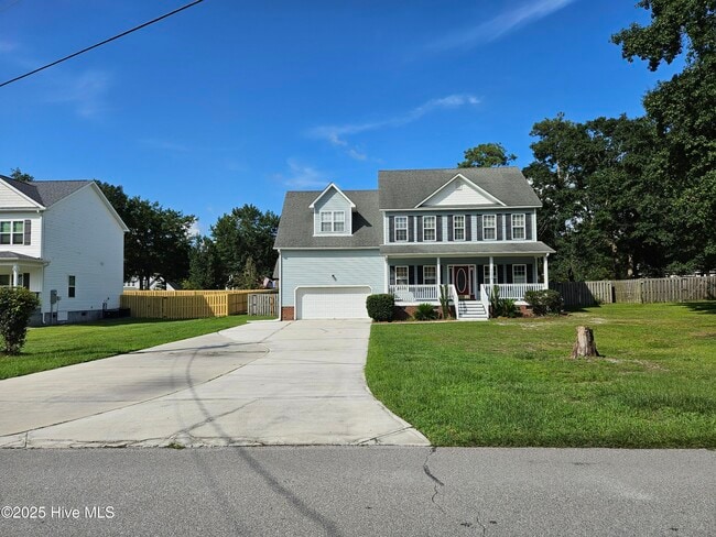 1516 Chadwick Shores Dr in Sneads Ferry, NC - Building Photo - Building Photo