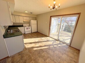 110 Country Villa Ln-Unit -110 Country Villa 2A in St. Robert, MO - Building Photo - Building Photo