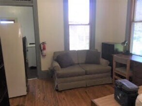 127 College Ave, Unit Apt #2 in Ithaca, NY - Building Photo - Building Photo