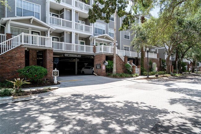 800 S Dakota Ave in Tampa, FL - Building Photo - Building Photo