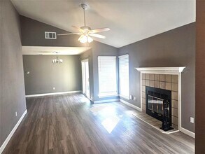 12327 Limerick Ave in Austin, TX - Building Photo - Building Photo