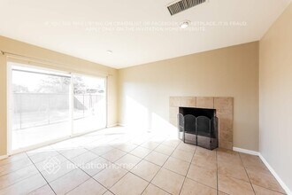 3335 W McLellan Blvd in Phoenix, AZ - Foto de edificio - Building Photo