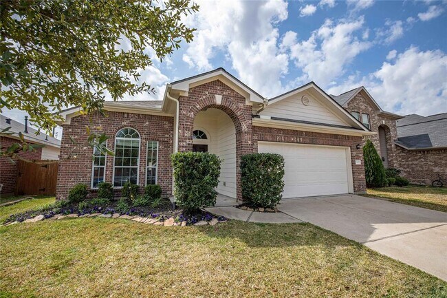 24415 Hikers Bend Dr