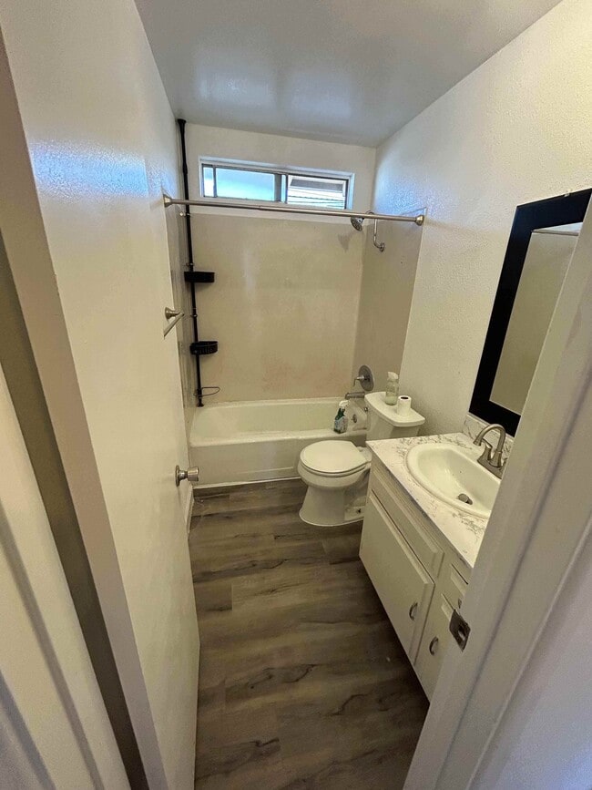 7611 Volga Dr in Huntington Beach, CA - Building Photo - Building Photo