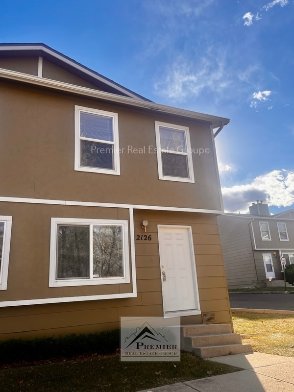 2126 Boston Terrace in Colorado Springs, CO - Foto de edificio - Building Photo