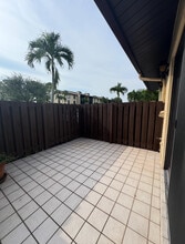 816 Sky Pine Way in Greenacres, FL - Building Photo - Building Photo