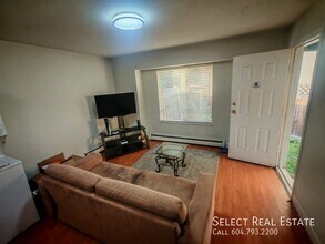 7965-155A 155a St in Surrey, BC - Building Photo - Building Photo