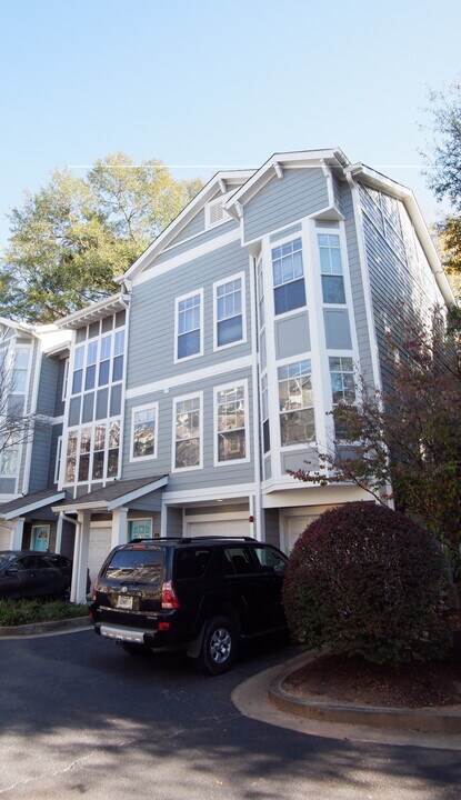 1075 Park Row N in Atlanta, GA - Building Photo