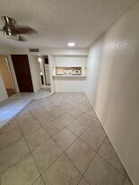 1201 S McClintock Dr in Tempe, AZ - Building Photo