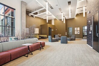 Broadview at Vanderbilt in Nashville, TN - Foto de edificio - Building Photo