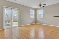 9058 Parlor Dr in Ladson, SC - Foto de edificio - Building Photo