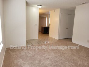 1801 Rhine Ct in Fairfield, CA - Building Photo - Building Photo