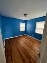 152 Perry Pl in Wyandotte, MI - Building Photo - Building Photo