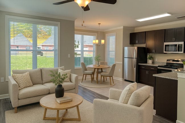 Groves at Waters Edge in Waynesville, NC - Foto de edificio - Building Photo