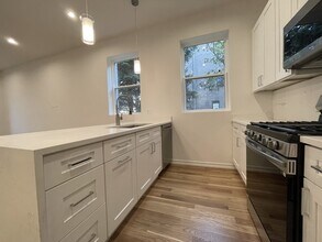 822 N Winchester Ave, Unit 1F in Chicago, IL - Building Photo - Building Photo