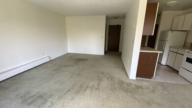 Buena Vista in Surrey, BC - Building Photo - Building Photo