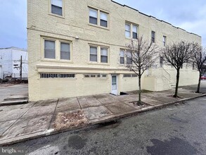 2020 W 65th Ave in Philadelphia, PA - Building Photo - Building Photo