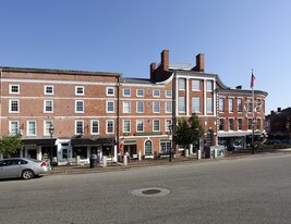 3 Congress St in Portsmouth, NH - Building Photo