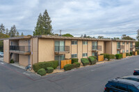 The Drake and Anderson Court in Davis, CA - Building Photo - Building Photo