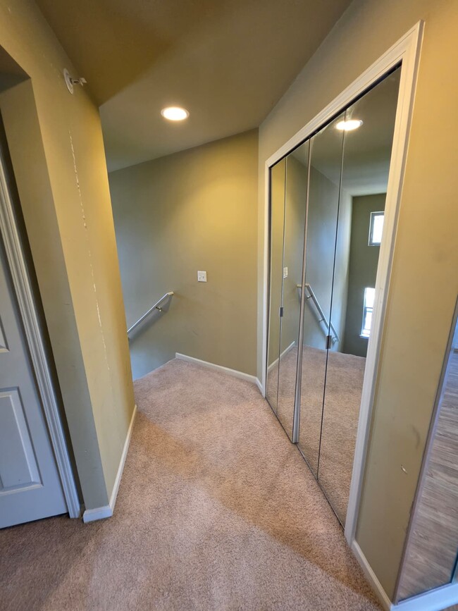 7871 24 Mile Rd in Shelby Township, MI - Building Photo - Building Photo