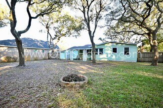 305 Okaloosa Rd NE in Fort Walton Beach, FL - Building Photo - Building Photo