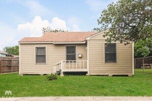 1322 Verbena St, Unit 4847-3A in Corpus Christi, TX - Building Photo