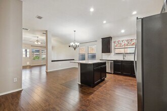 8824 Yosemite Trail in Cross Roads, TX - Building Photo - Building Photo