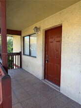 4301 NW 19th St in Lauderhill, FL - Foto de edificio - Building Photo