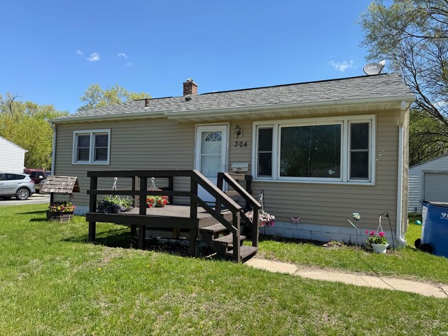 property at 304 1st St