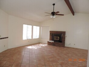 430 Mt Baldy Cir in Ridgecrest, CA - Building Photo - Building Photo