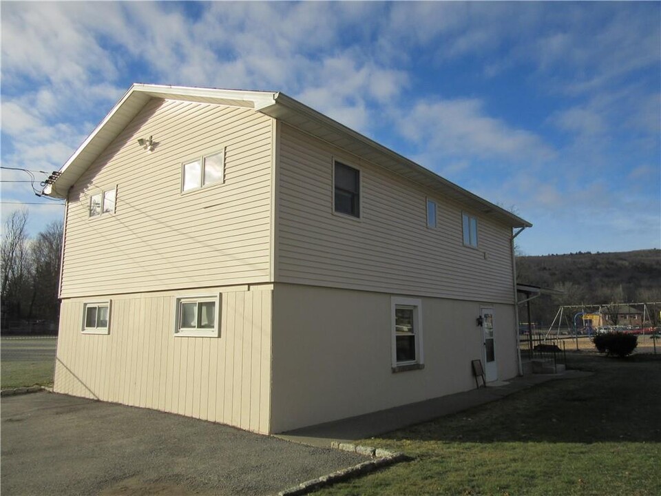 26 Wing Ave in Dover Plains, NY - Building Photo