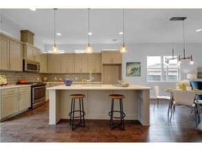 7104 Blessing Ave in Austin, TX - Building Photo - Building Photo