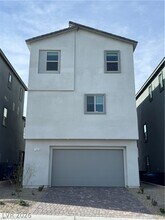 1505 Little Penguin St in Las Vegas, NV - Building Photo - Building Photo