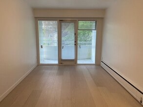 1906 Nelson St in Vancouver, BC - Building Photo - Building Photo