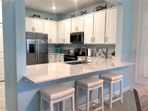 8746 St Kitts Cir in Englewood, FL - Building Photo - Building Photo