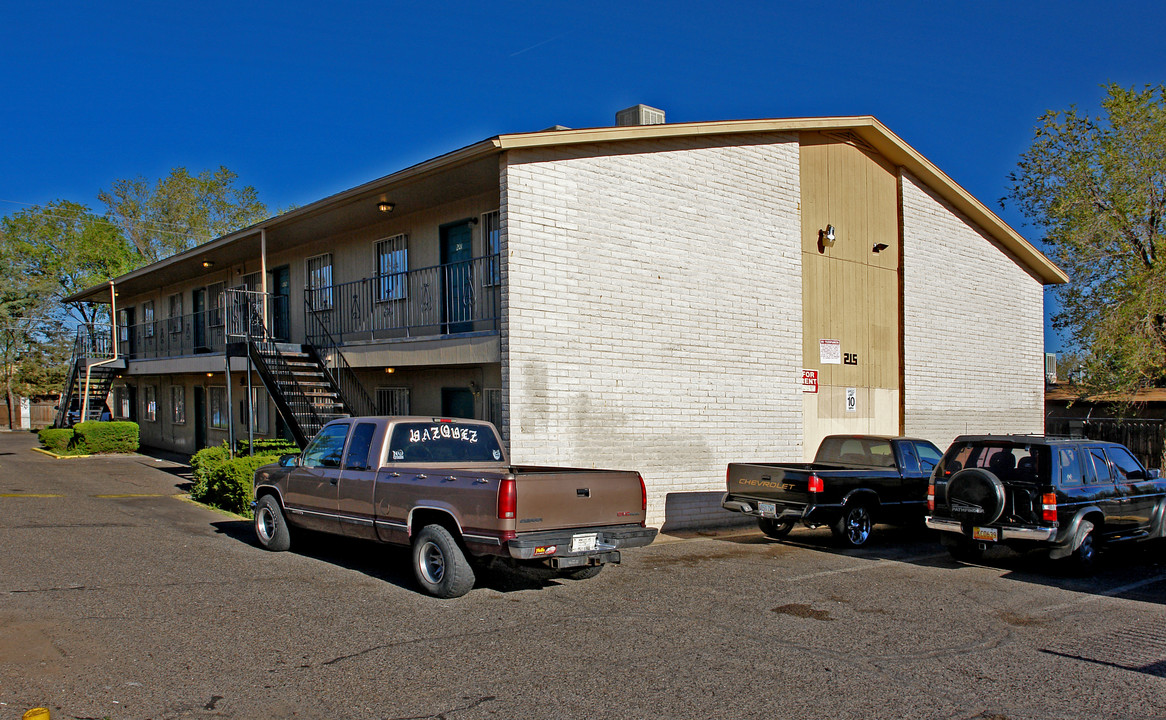 Wisconsin Apartments in Albuquerque, NM - Building Photo