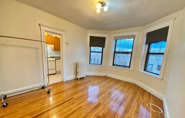 50 Saint Stephen St, Unit 1 in Boston, MA - Building Photo - Building Photo