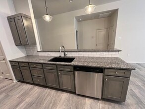 1124 N 7th St in Wolfforth, TX - Building Photo - Building Photo