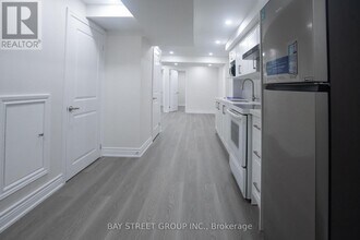 17 Trailsbrook Terrace in Markham, ON - Building Photo - Building Photo