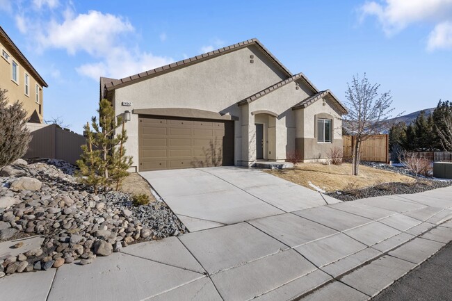 14042 Dancing Flame Ct in Reno, NV - Building Photo - Building Photo